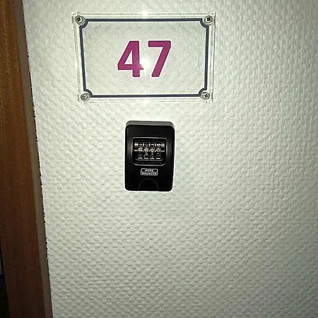 47 شقة فندقية 3*