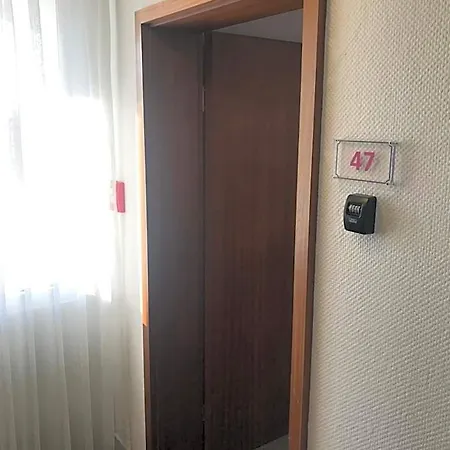 47 شقة فندقية 3*