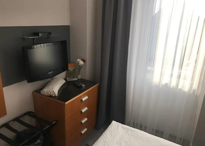 47 3* ジンデルフィンゲン